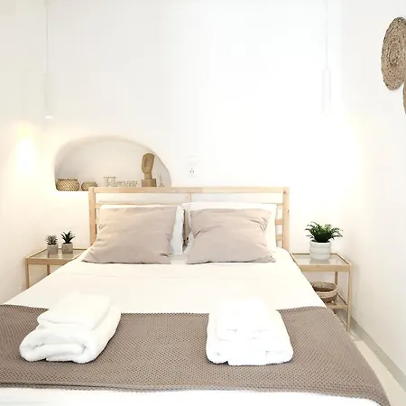 Whitelist In Mykonos Town